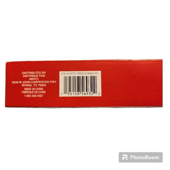 Two Long-Lasting Gingerbread House Kits by Creatology - Picture 3 of 4